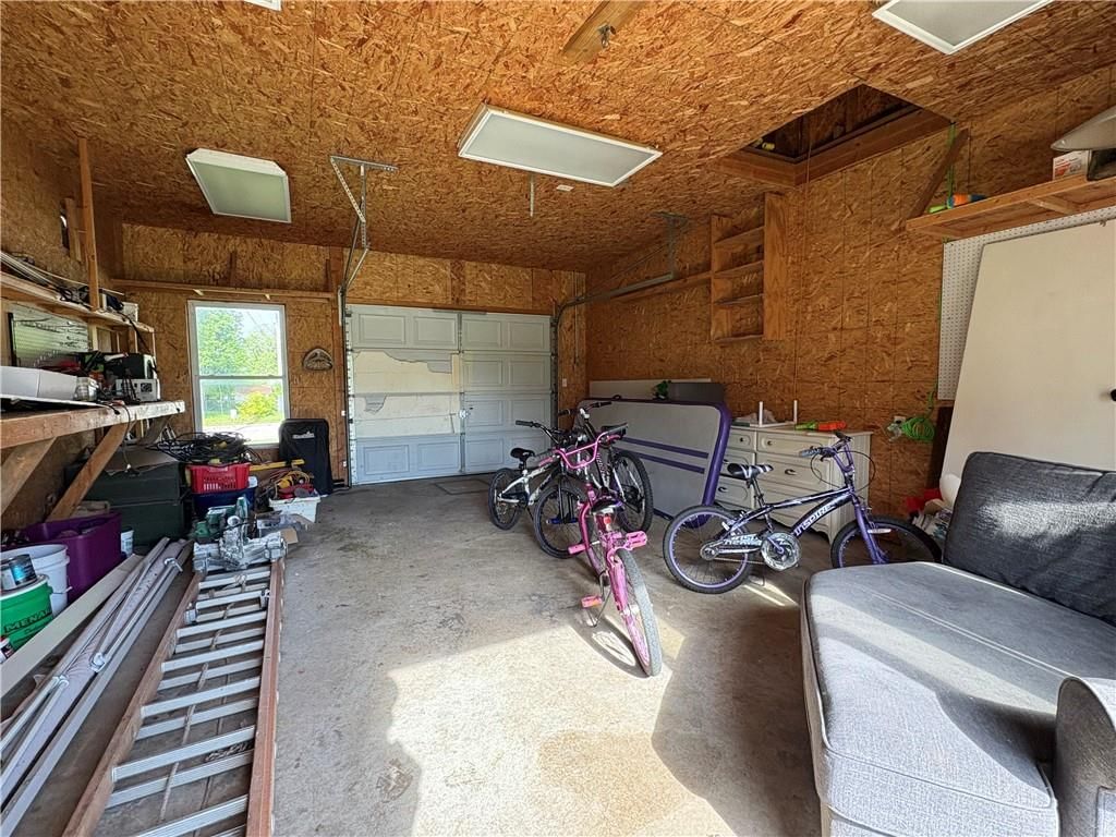 2303 Easton Street — photo 13