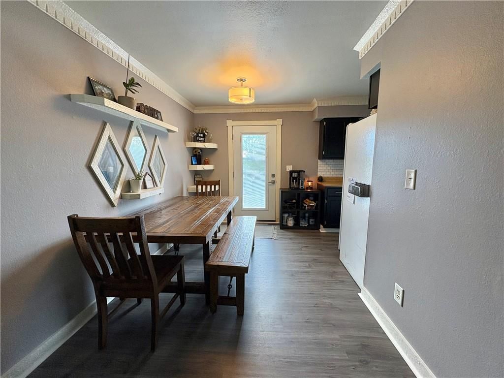 2303 Easton Street — photo 17