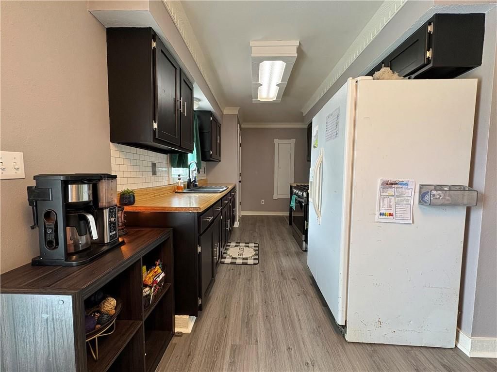 2303 Easton Street — photo 19