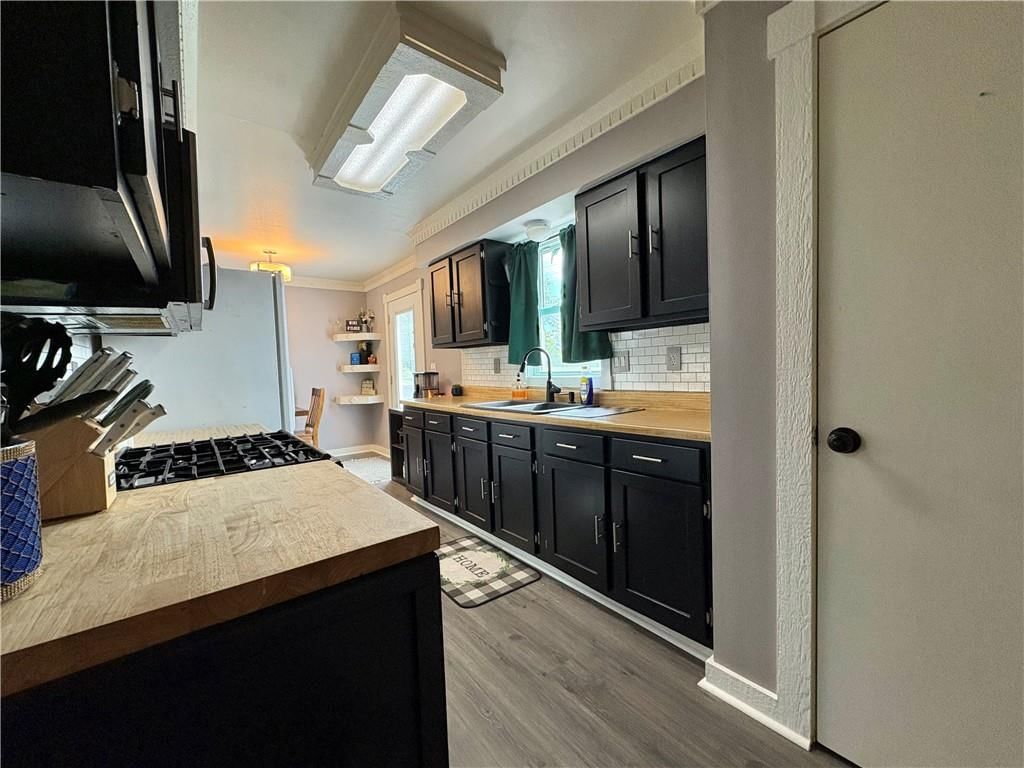 2303 Easton Street — photo 20