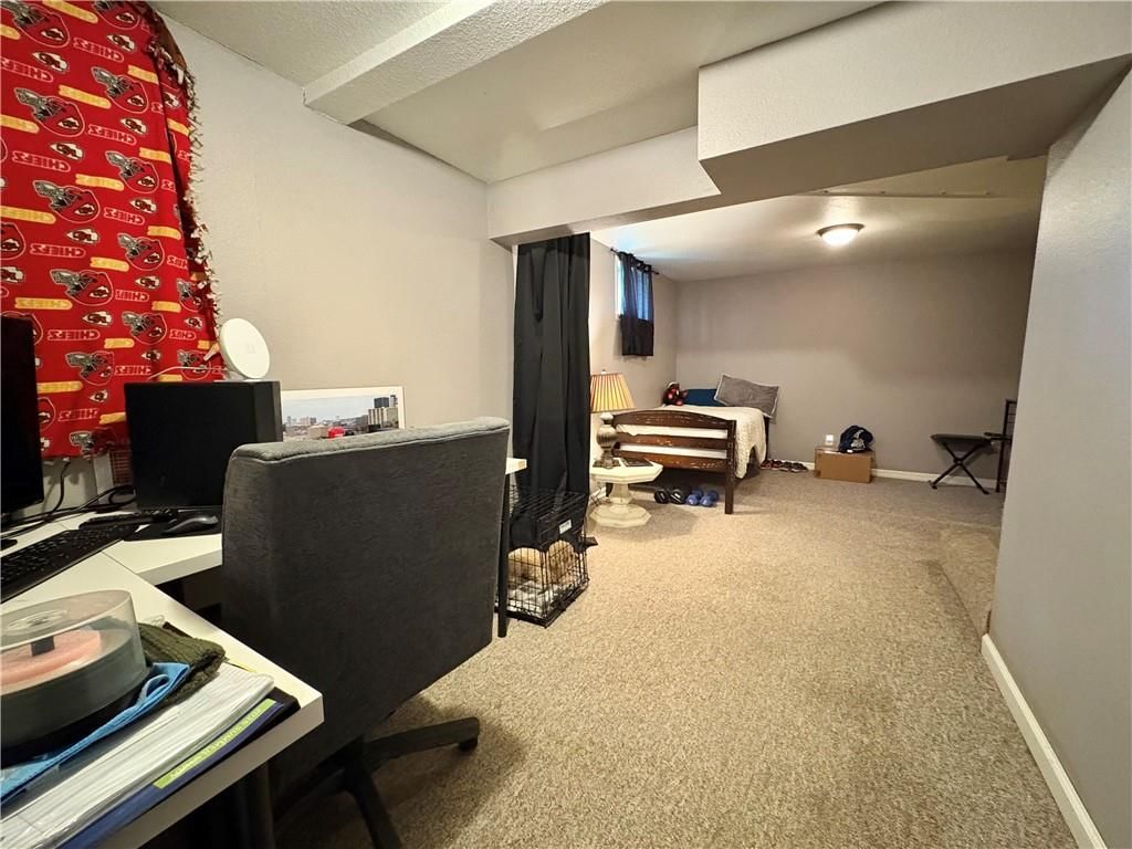 2303 Easton Street — photo 32
