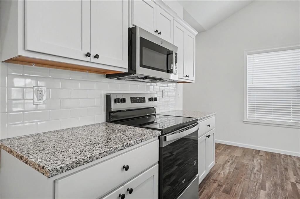 1725 Elderberry Lane — photo 15