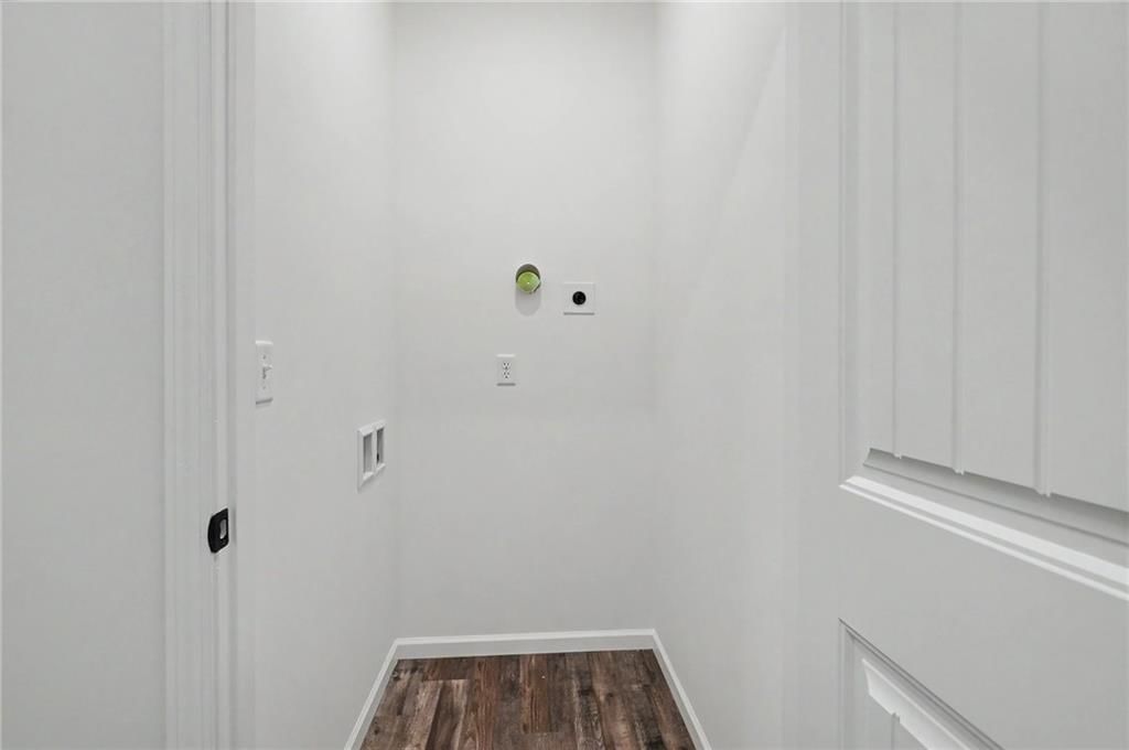 1725 Elderberry Lane — photo 17