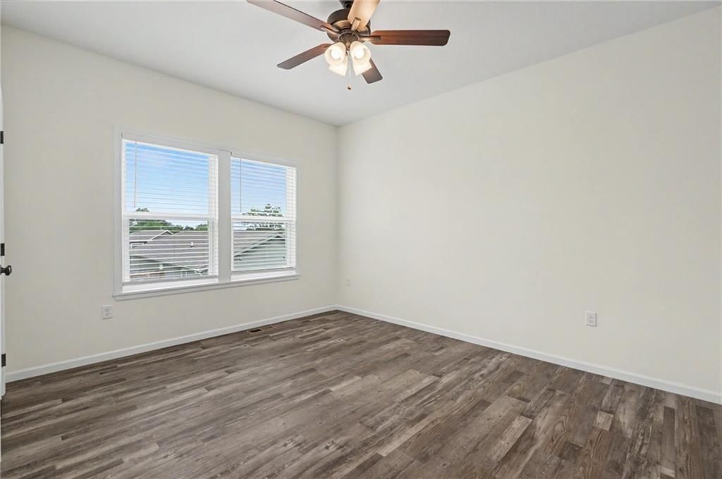 1725 Elderberry Lane — photo 18