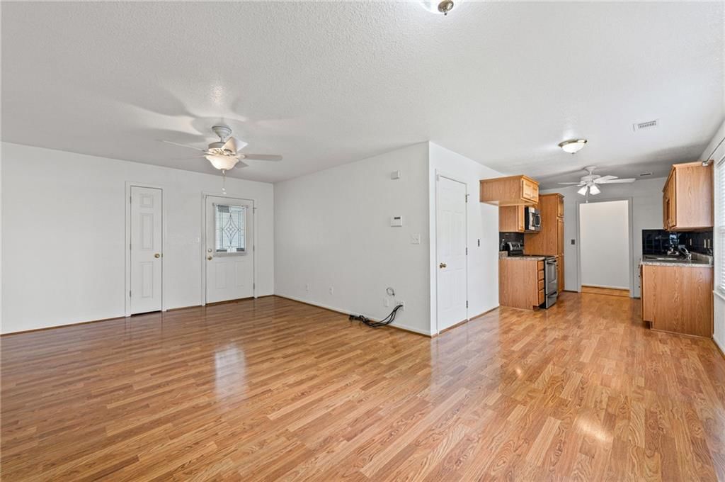 605 Bob Griffin Road — photo 8