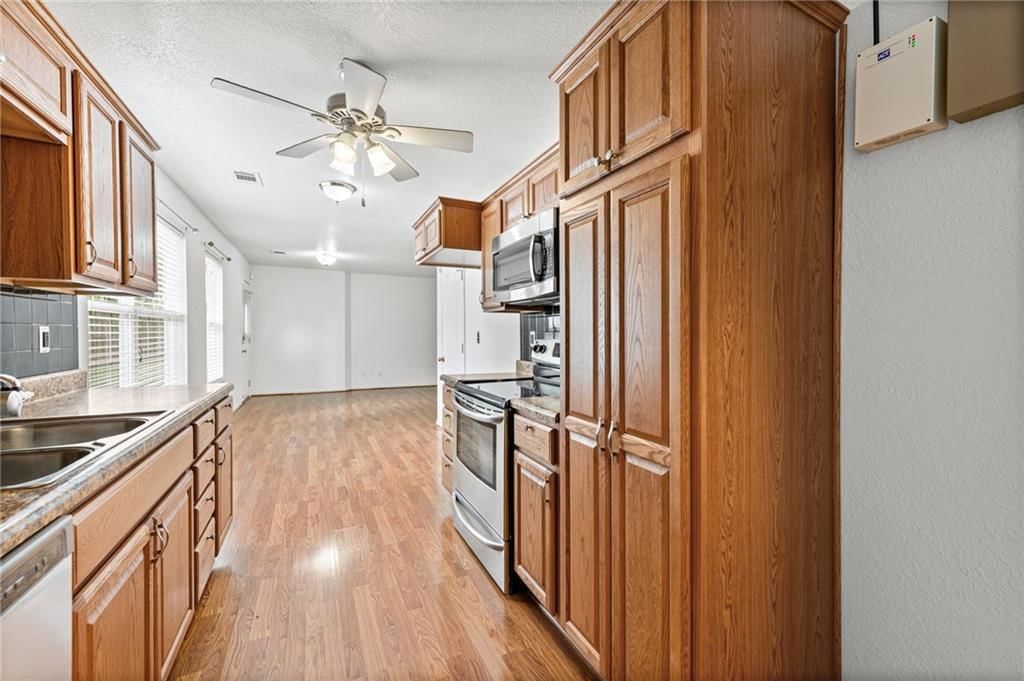 605 Bob Griffin Road — photo 14