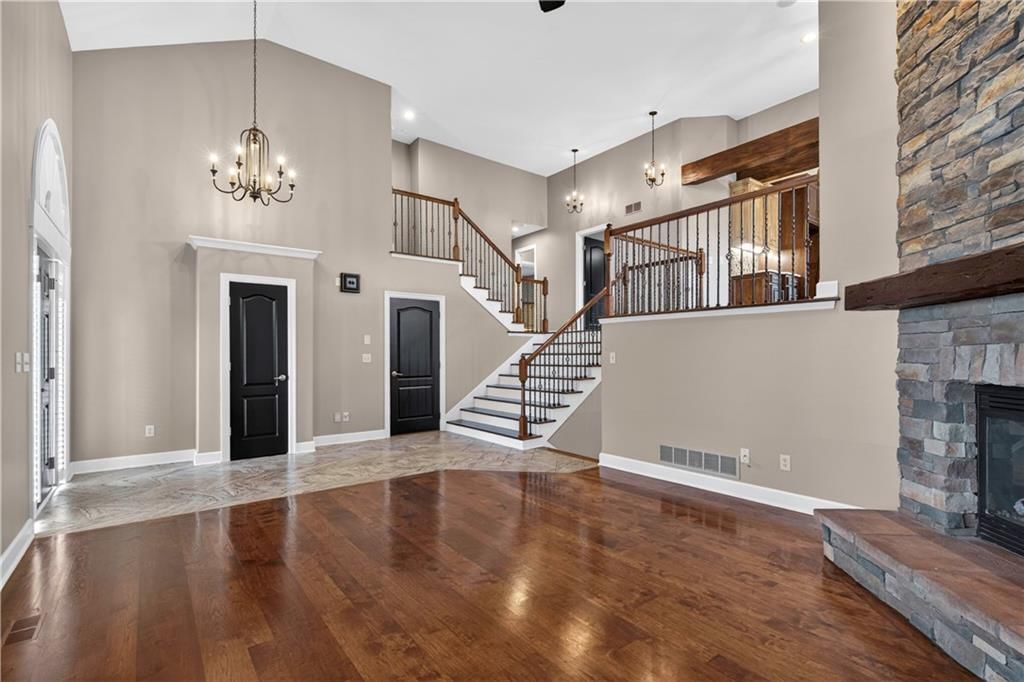 1300 Aberdeen Circle — photo 10