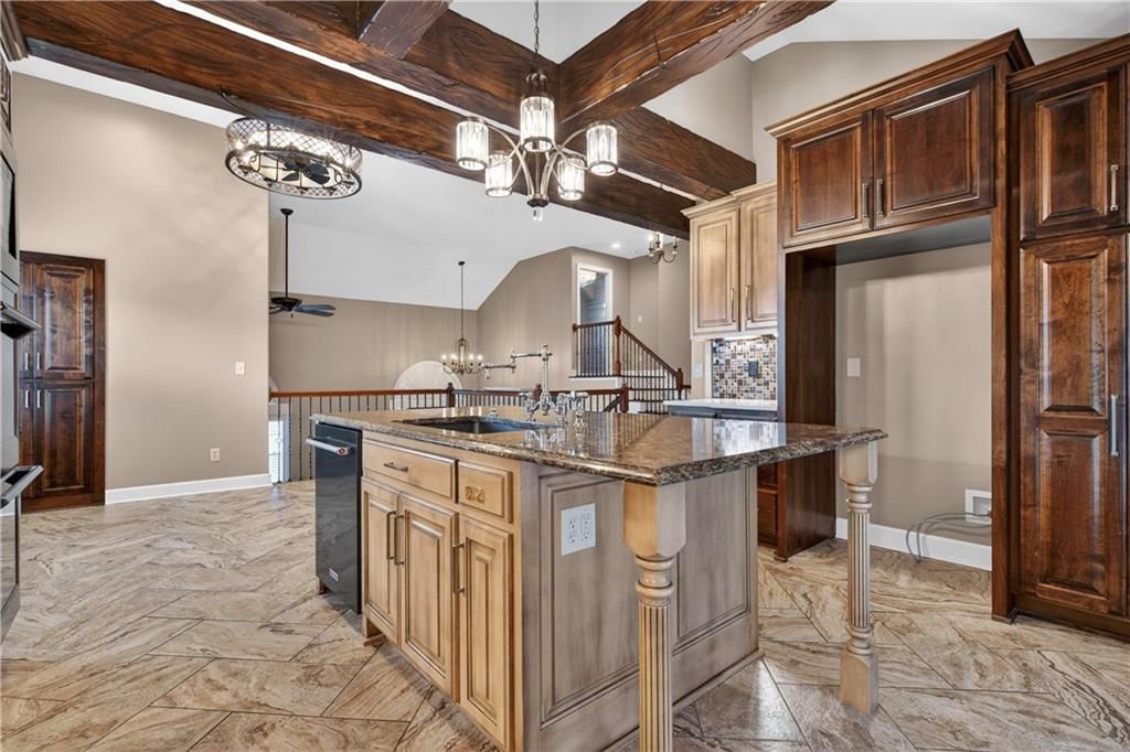 1300 Aberdeen Circle — photo 18