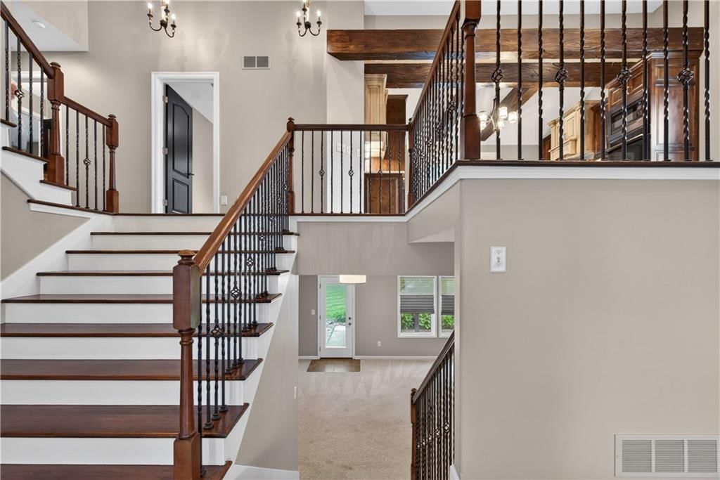 1300 Aberdeen Circle — photo 38