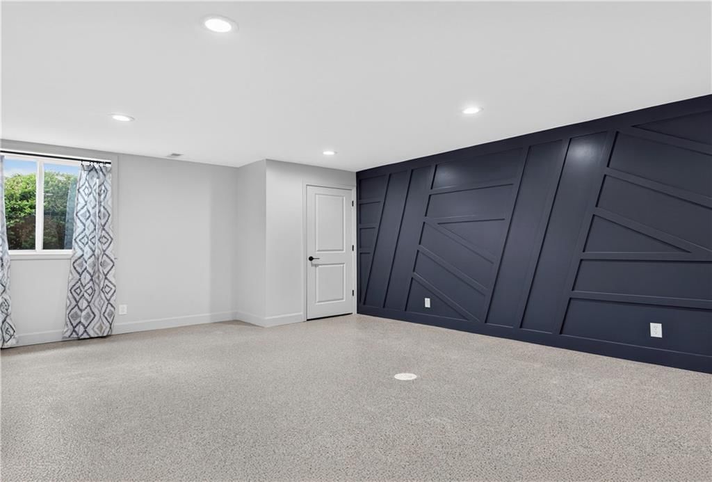 1300 Aberdeen Circle — photo 49