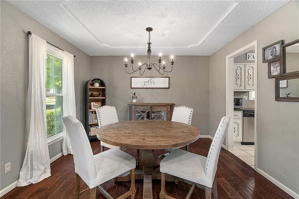 12727 Oakland Avenue — photo 8