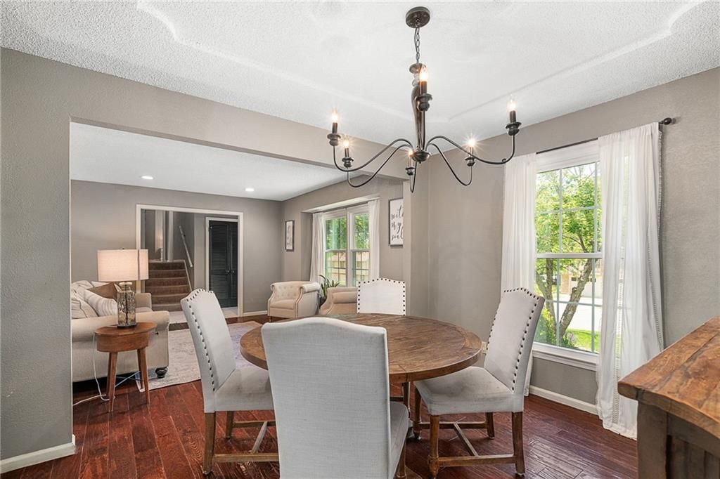 12727 Oakland Avenue — photo 9