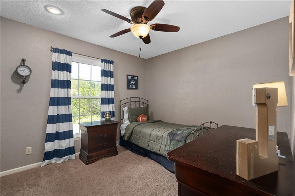 12727 Oakland Avenue — photo 21