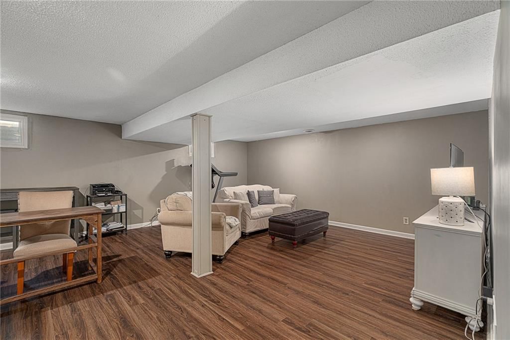 12727 Oakland Avenue — photo 25