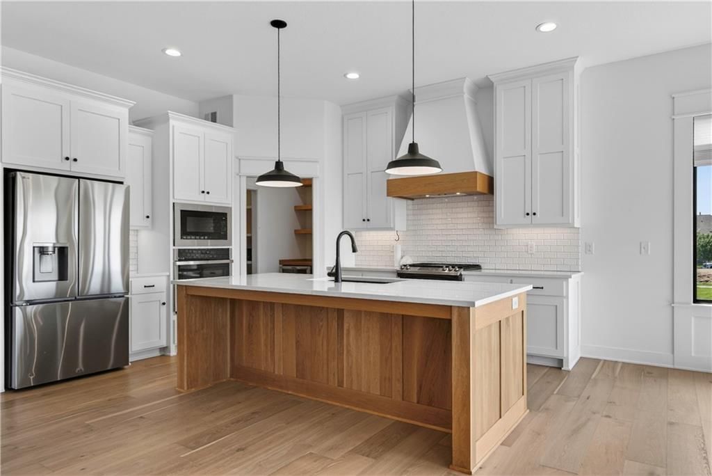 24320 W 68th Street — photo 12