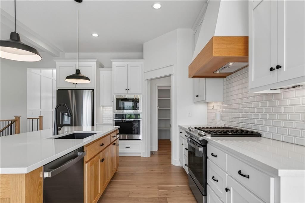 24320 W 68th Street — photo 20