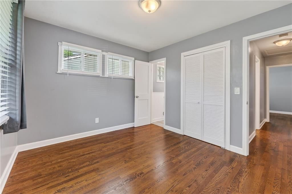 1340 E 84th Street — photo 12