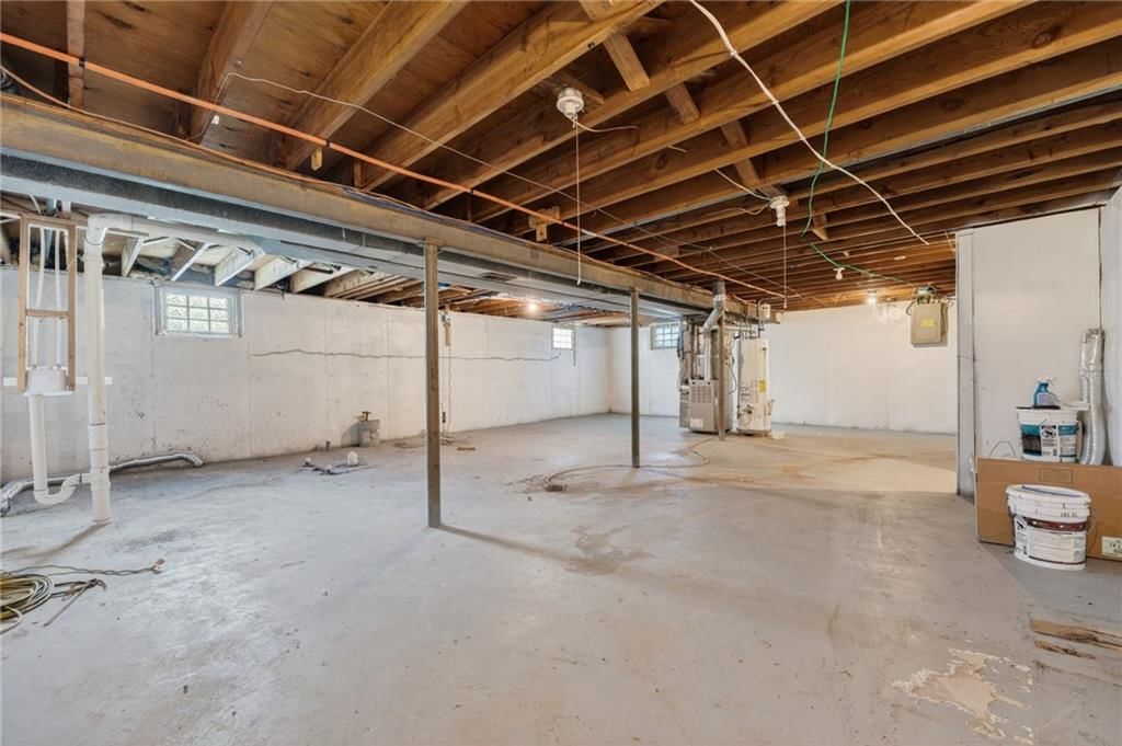 1340 E 84th Street — photo 17