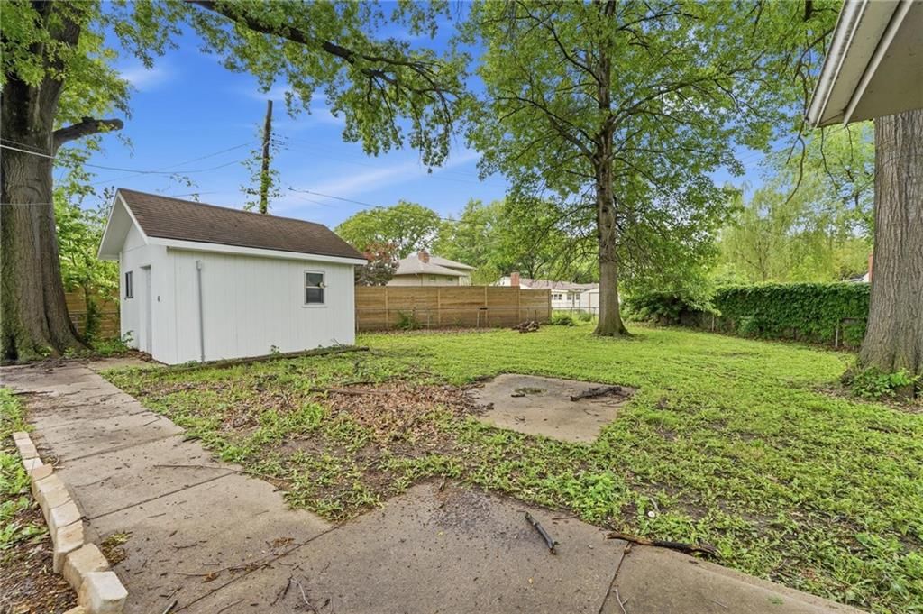 9310 Cottonwood Street — photo 48
