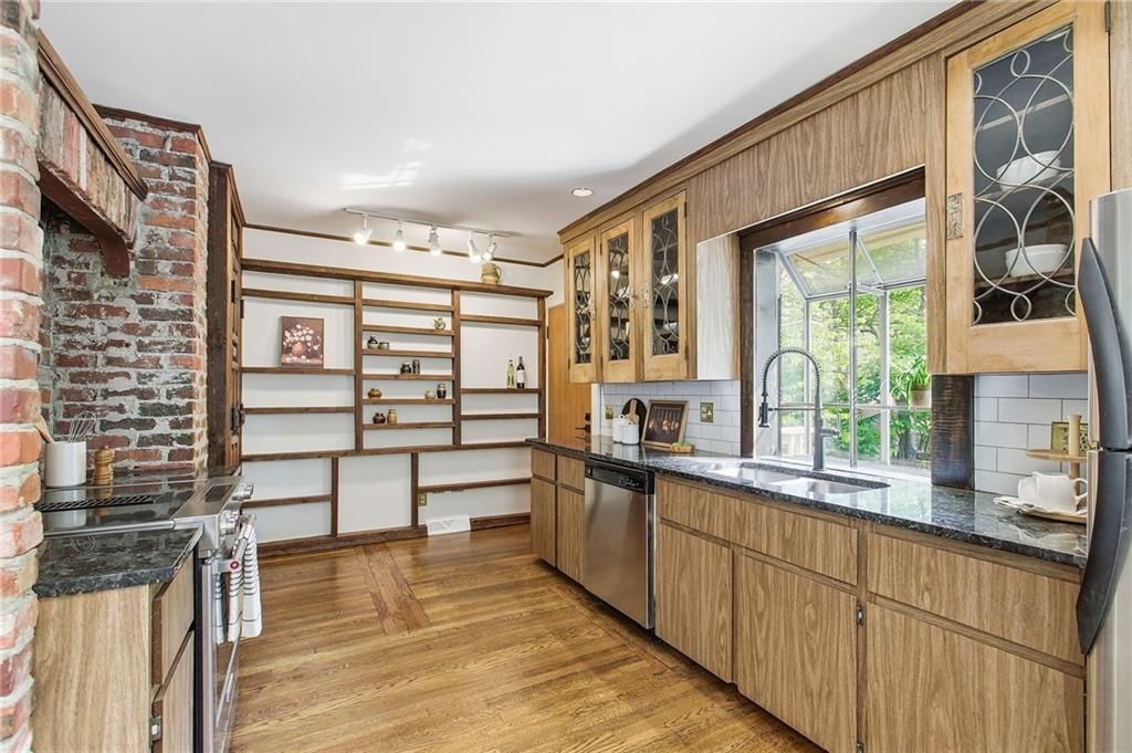 6641 Linden Road — photo 15