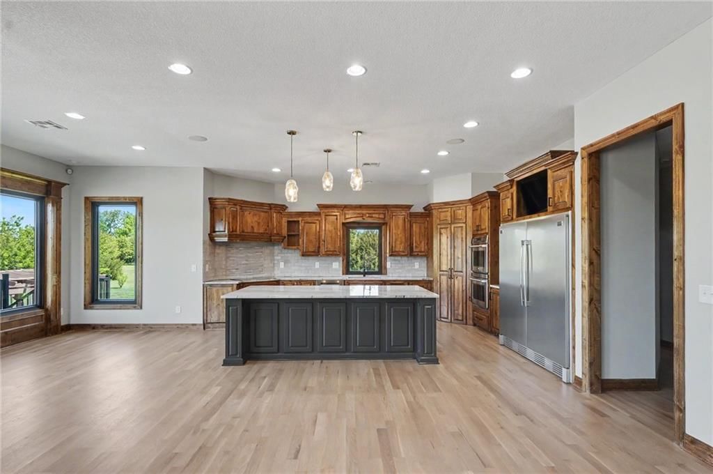 2853 W 131st Street — photo 5