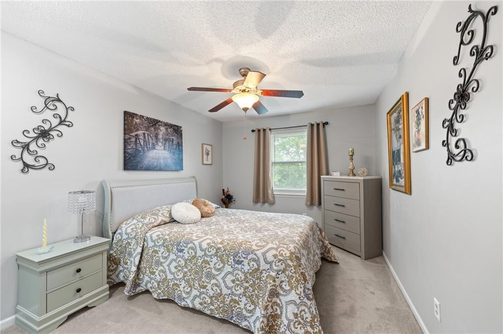 5328 NW 87th Court — photo 10