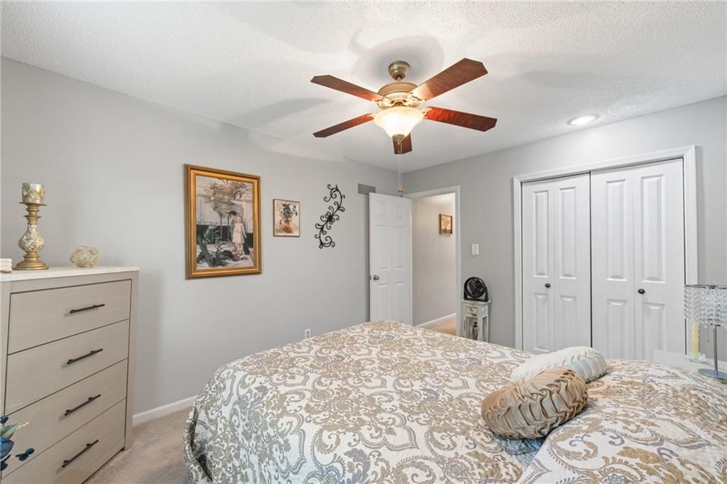 5328 NW 87th Court — photo 11