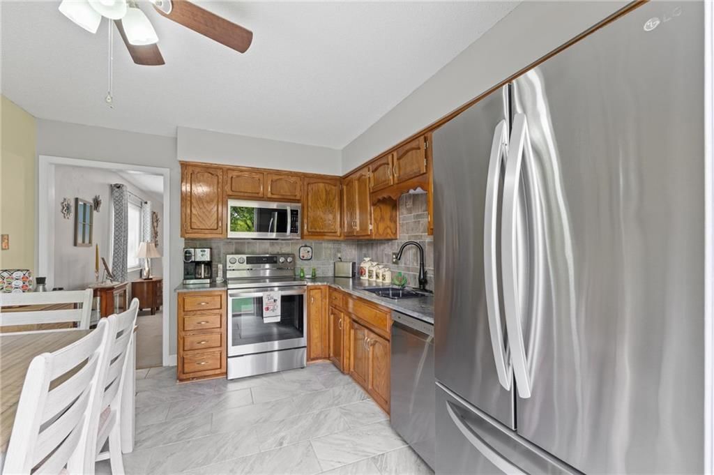 5328 NW 87th Court — photo 14