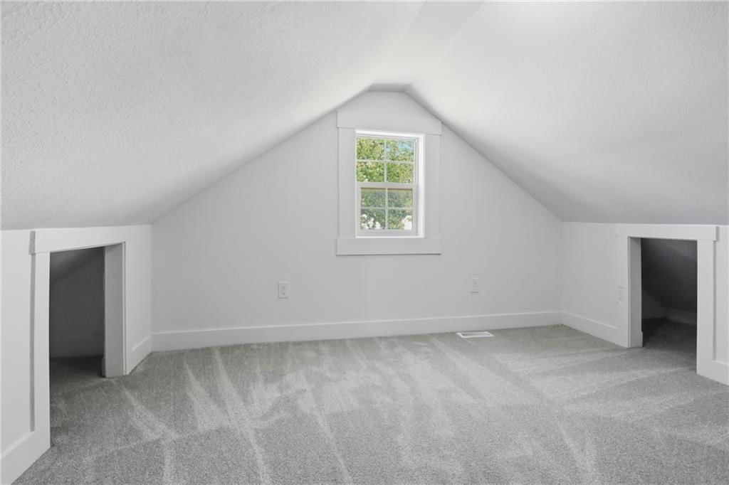 3305 Delavan Avenue — photo 41