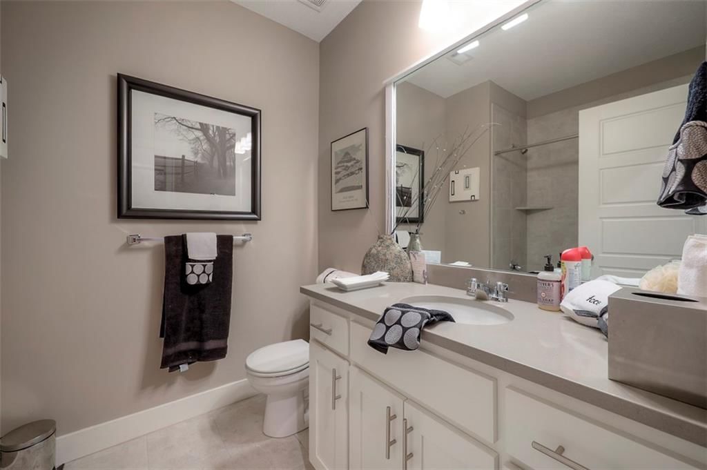 2713 W Concord Drive — photo 32