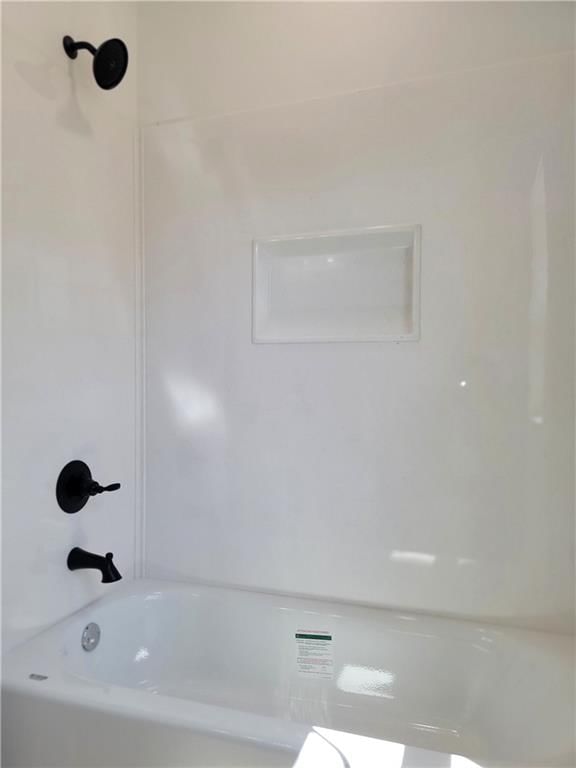600 Catalpa Street — photo 11