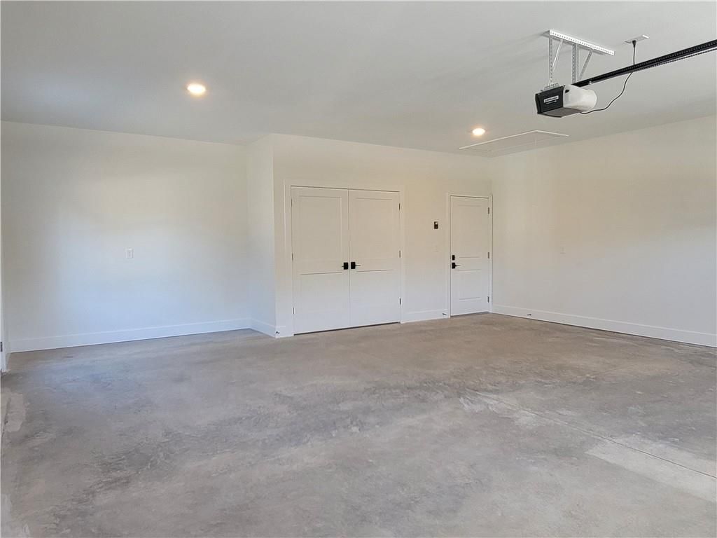 600 Catalpa Street — photo 24