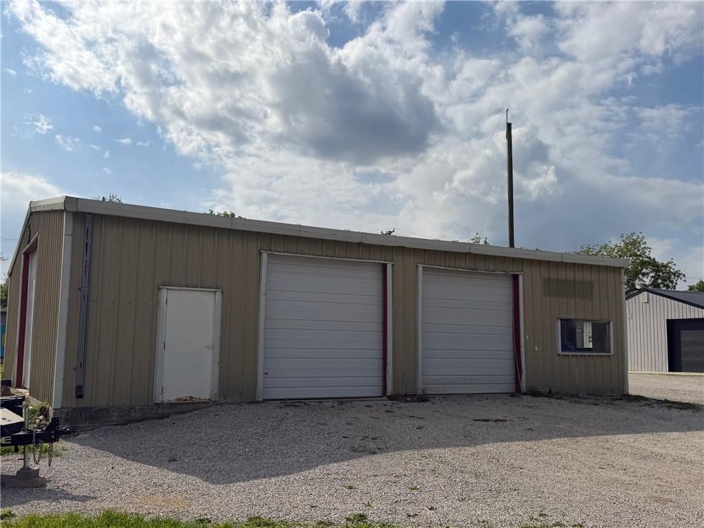 410 S Main Street — photo 3
