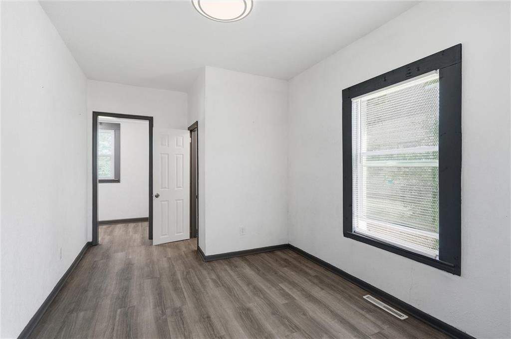 709 Benton Boulevard — photo 8