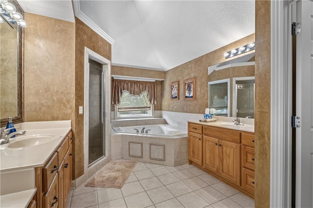 14076 Widmer Street — photo 27