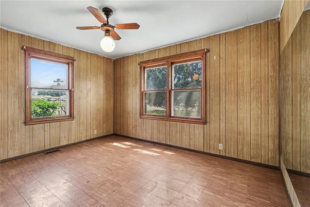 1037 S Brockway Street — photo 14
