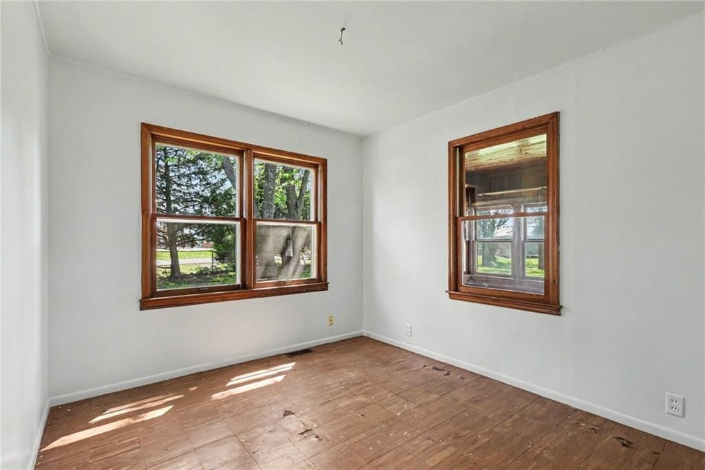 1037 S Brockway Street — photo 16