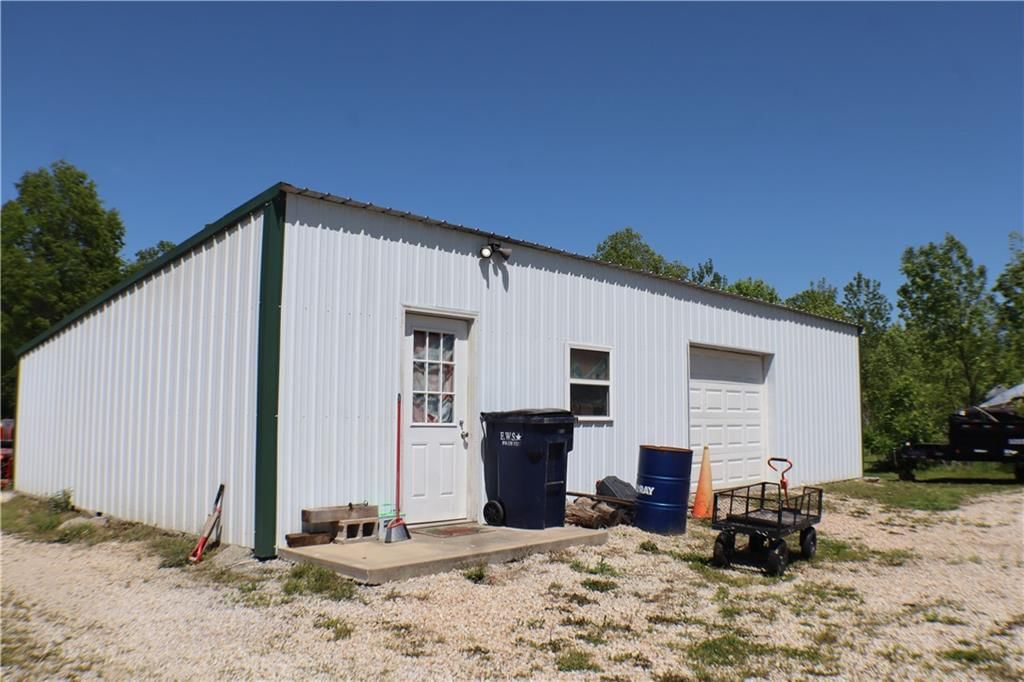 32301 E State Route B Highway — photo 22
