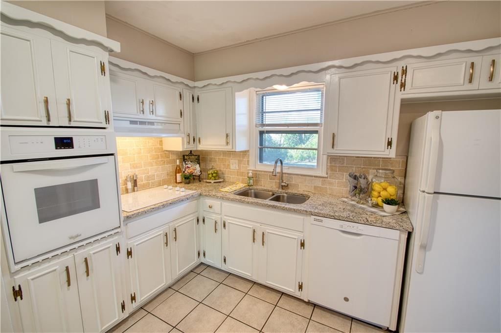 9200 Reeder Drive — photo 16