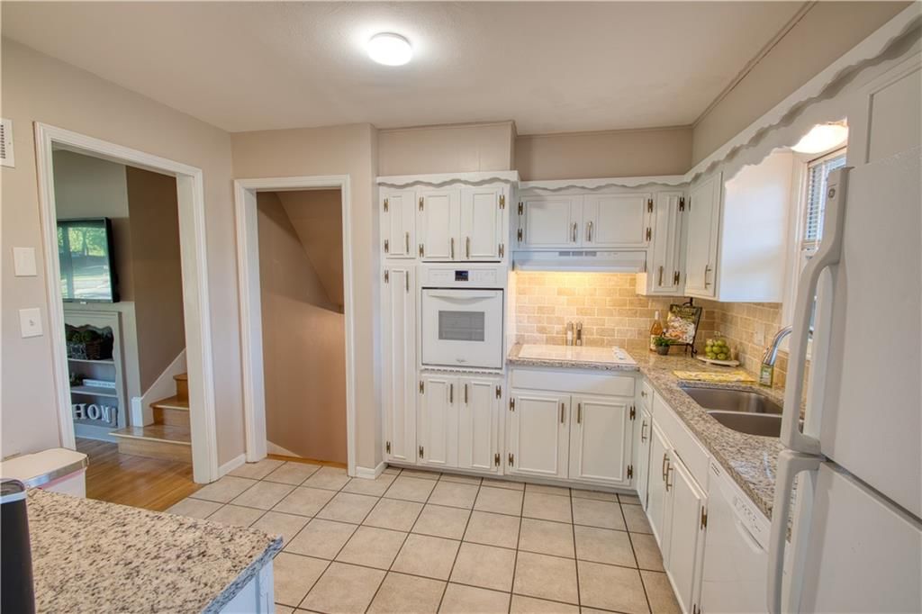 9200 Reeder Drive — photo 17