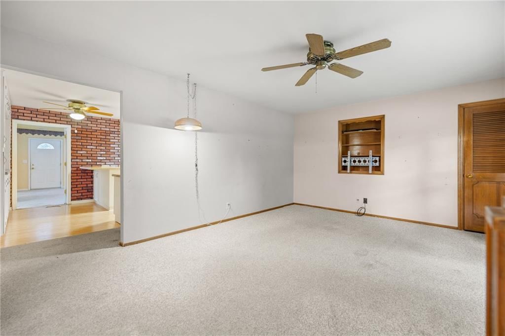 912 Ridge Drive — photo 8