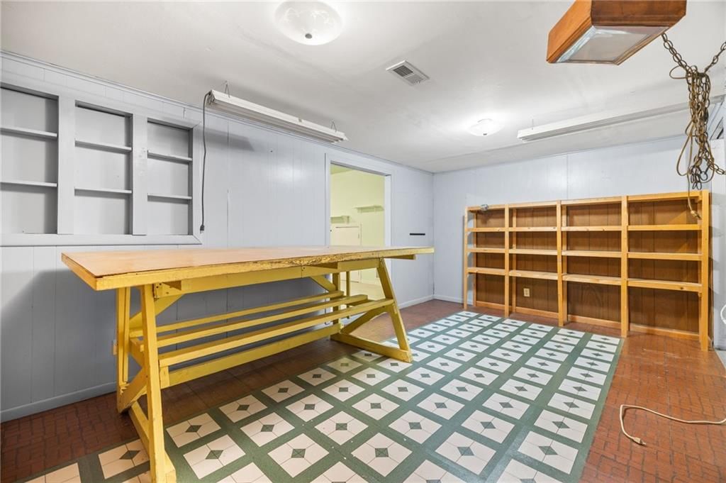 912 Ridge Drive — photo 35