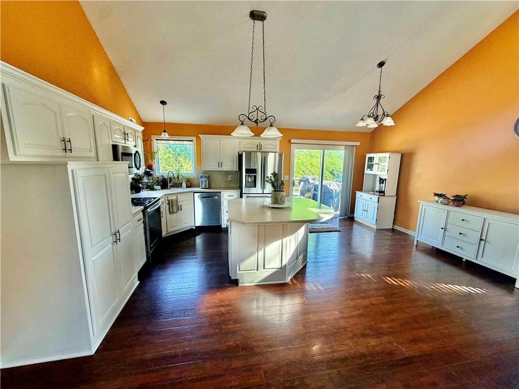 2363 W Elizabeth Street — photo 8