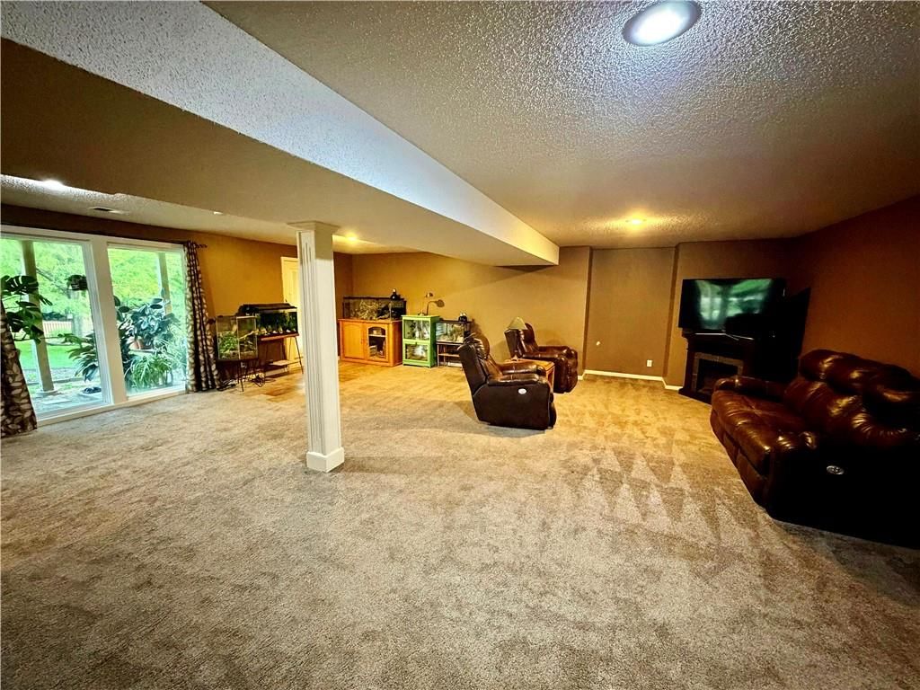 2363 W Elizabeth Street — photo 19