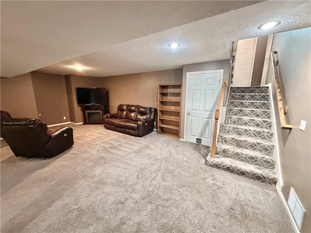 2363 W Elizabeth Street — photo 20