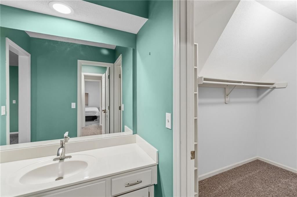 5733 N Pointe Terrace — photo 29