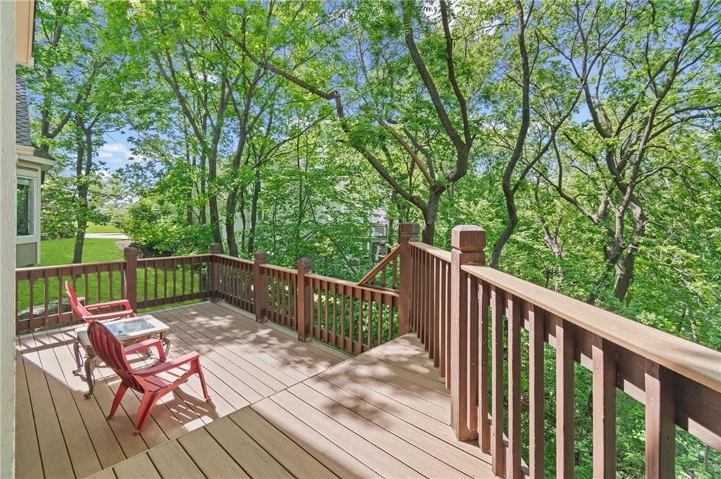 5733 N Pointe Terrace — photo 31