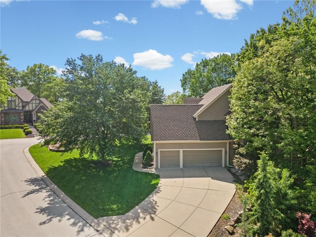 5733 N Pointe Terrace — photo 36