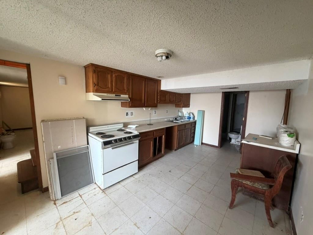 111 NW 17th Street — photo 17