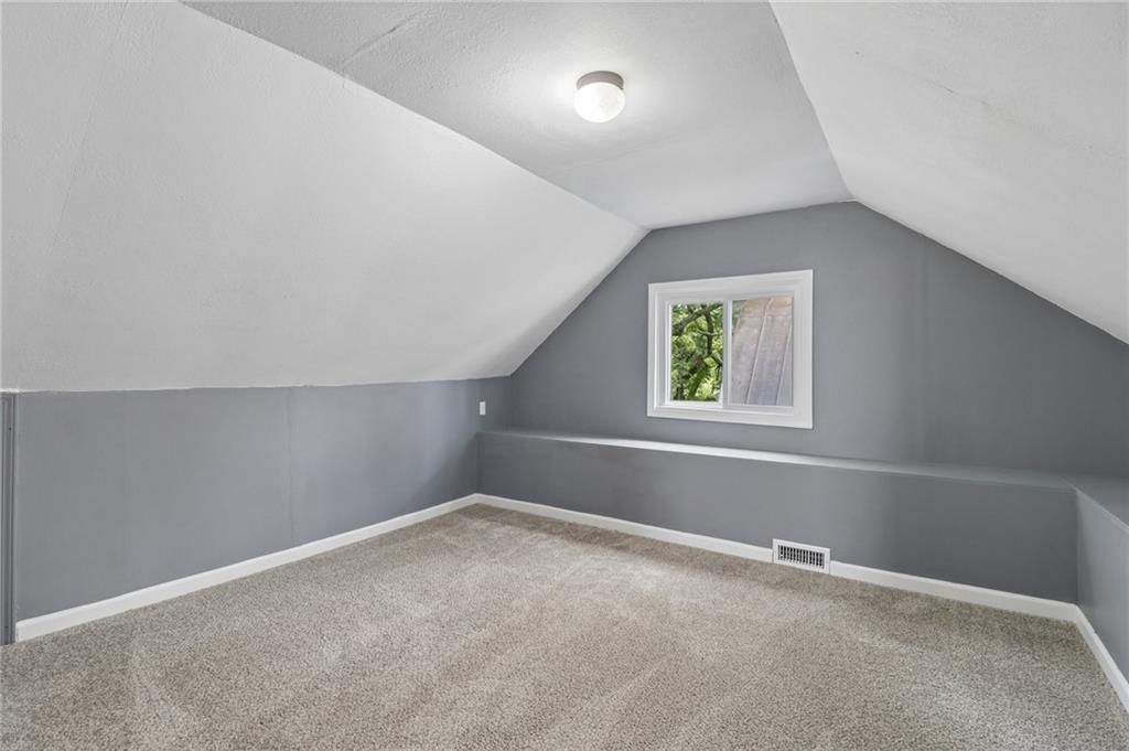 307 E 1100 Road — photo 28